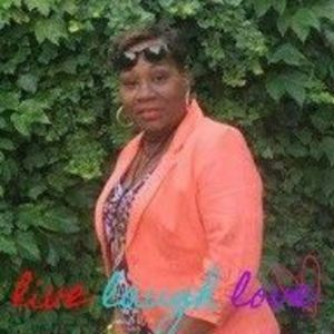 Meet your Posher, Monica